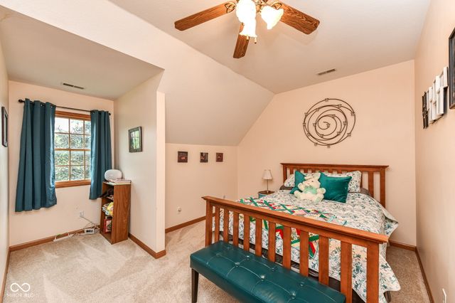 10261 N State Road 37, Elwood, IN 46036