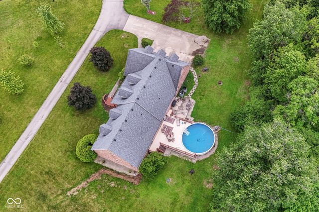 10261 N State Road 37, Elwood, IN 46036