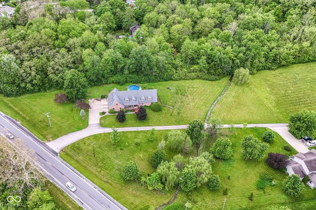 10261 N State Road 37, Elwood, IN 46036