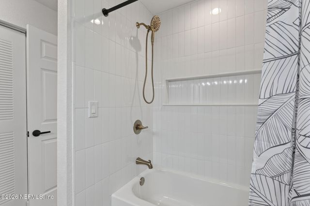 13700 RICHMOND PARK Drive N 1105, Jacksonville, FL 32224