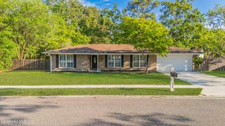 48 CANTERBURY Court, Orange Park, FL 32065