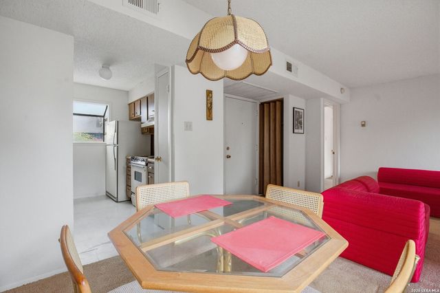 3843 Barrington St Apt 174T, San Antonio, TX 78217