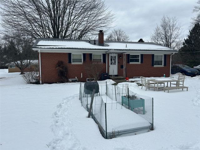 1131 BELMONT Drive, Meadville, PA 16335