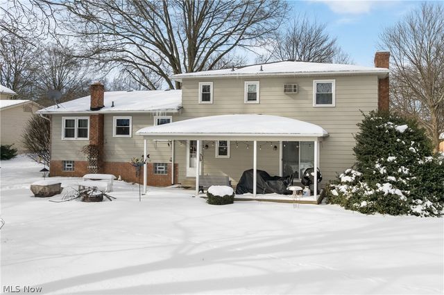 295 High Point Drive, Wadsworth, OH 44281