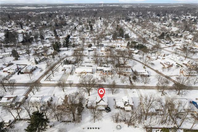 295 High Point Drive, Wadsworth, OH 44281