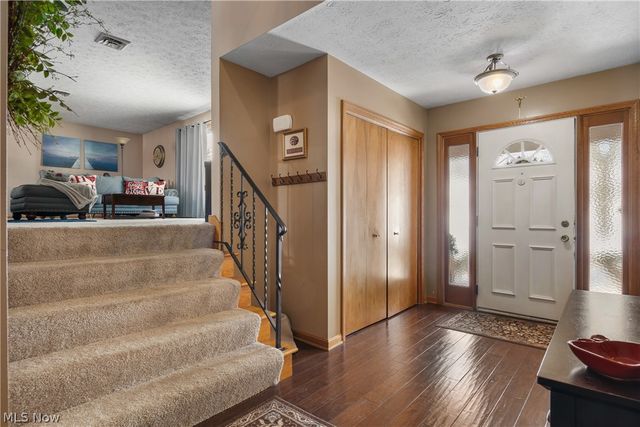 295 High Point Drive, Wadsworth, OH 44281