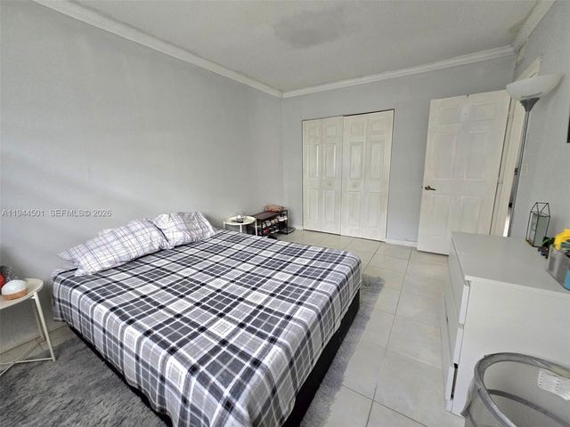 1265 W 24th St 201, Hialeah, FL 33010