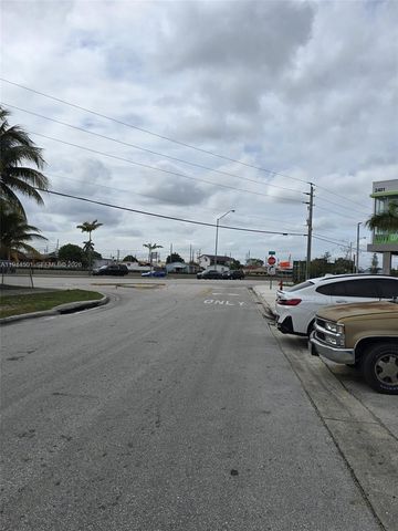 1265 W 24th St 201, Hialeah, FL 33010