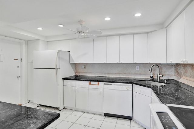 1400 S Ocean Drive 1002, Hollywood, FL 33019