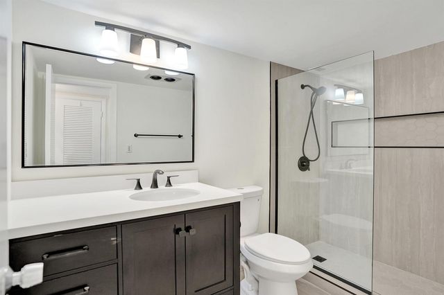 1400 S Ocean Drive 1002, Hollywood, FL 33019