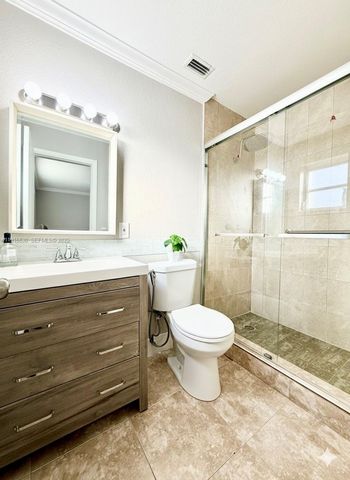 216 SE 5th St, Dania Beach, FL 33004