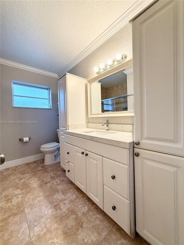 216 SE 5th St, Dania Beach, FL 33004