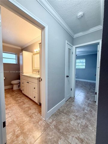 216 SE 5th St, Dania Beach, FL 33004