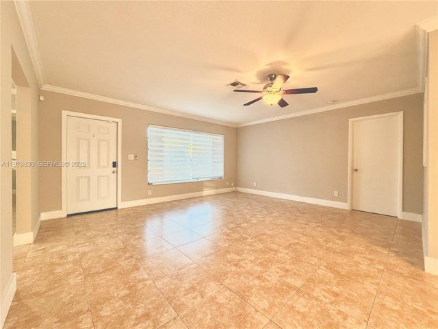 216 SE 5th St, Dania Beach, FL 33004