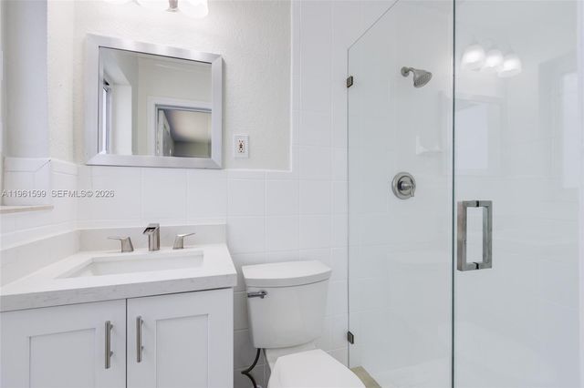 922 Nautilus Isle, Dania Beach, FL 33004