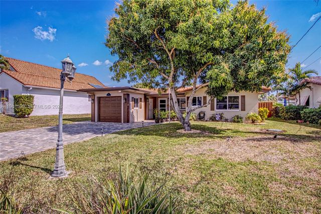 922 Nautilus Isle, Dania Beach, FL 33004