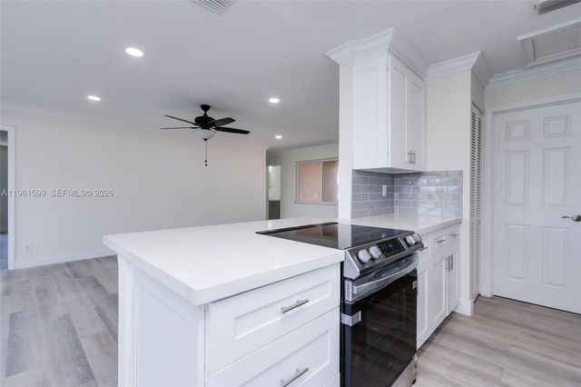 922 Nautilus Isle, Dania Beach, FL 33004