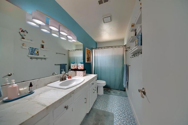 3904 Dragoo Park Dr, Modesto, CA 95356