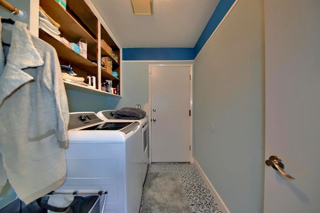 3904 Dragoo Park Dr, Modesto, CA 95356