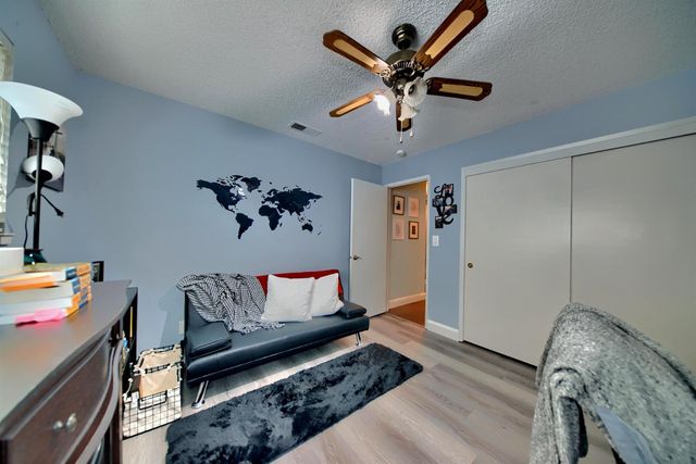 3904 Dragoo Park Dr, Modesto, CA 95356