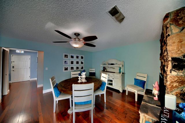 3904 Dragoo Park Dr, Modesto, CA 95356