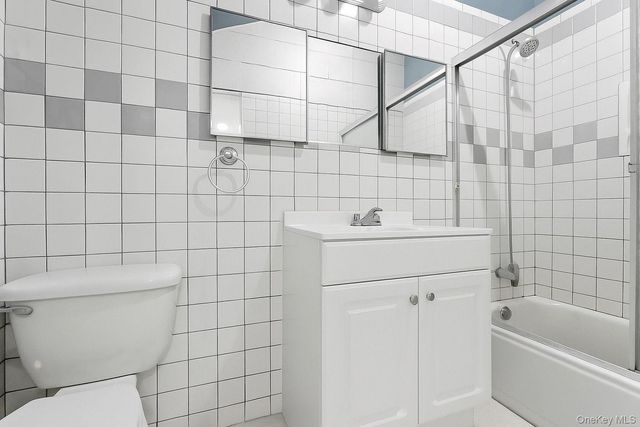 3 Alabama Avenue, Port Jefferson Station, NY 11776