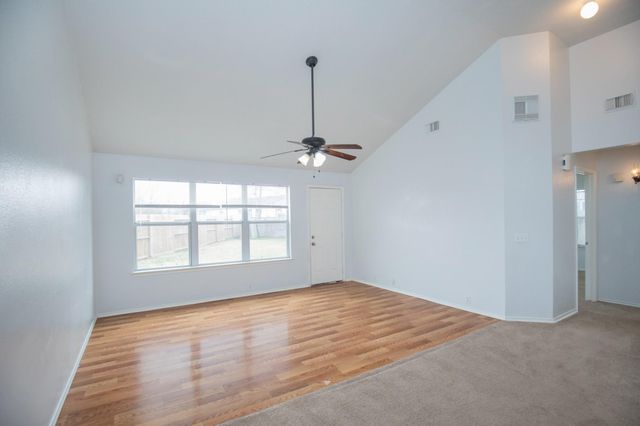 10447 Sugar Sands Court, Sugar Land, TX 77498