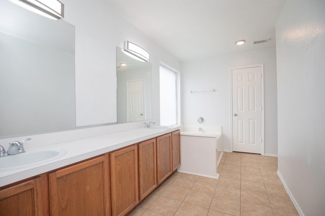 10447 Sugar Sands Court, Sugar Land, TX 77498