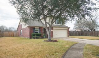 10447 Sugar Sands Court, Sugar Land, TX 77498