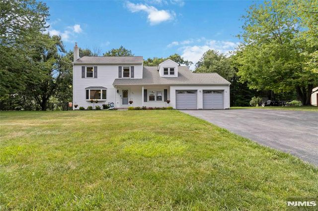 37 Rolling Ridge Road, West Milford, NJ 07480