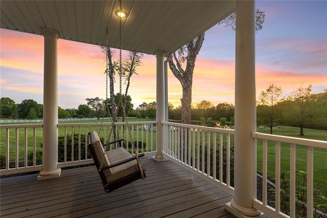 8611 S Stillhouse Road, Oak Grove, MO 64075