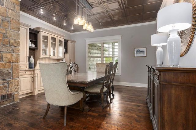 8611 S Stillhouse Road, Oak Grove, MO 64075
