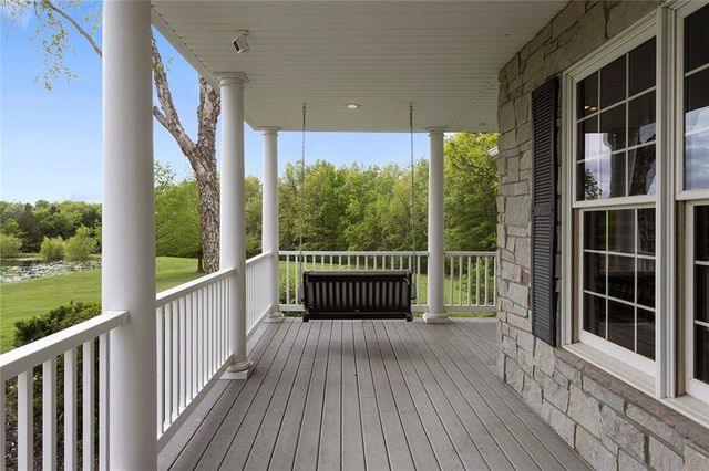 8611 S Stillhouse Road, Oak Grove, MO 64075