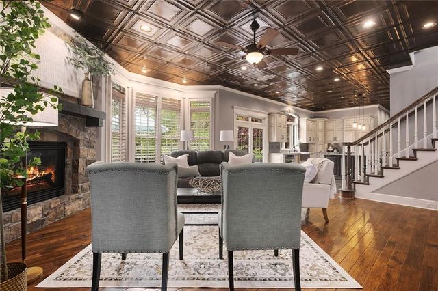 8611 S Stillhouse Road, Oak Grove, MO 64075