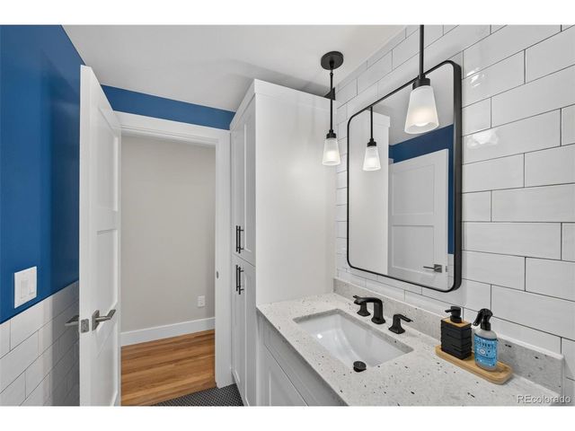 2860 S Jay St, Denver, CO 80227