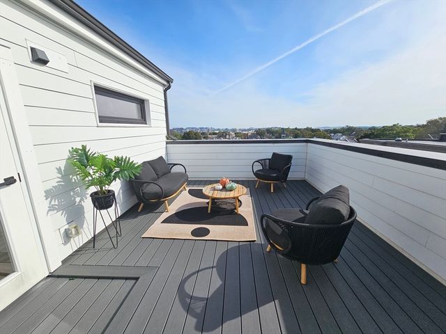 64 Alpine St 304, Boston, MA 02119