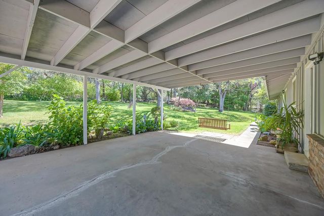 3735 Bell Rd, Auburn, CA 95603