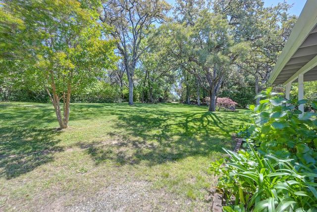 3735 Bell Rd, Auburn, CA 95603