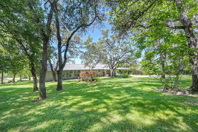 3735 Bell Rd, Auburn, CA 95603