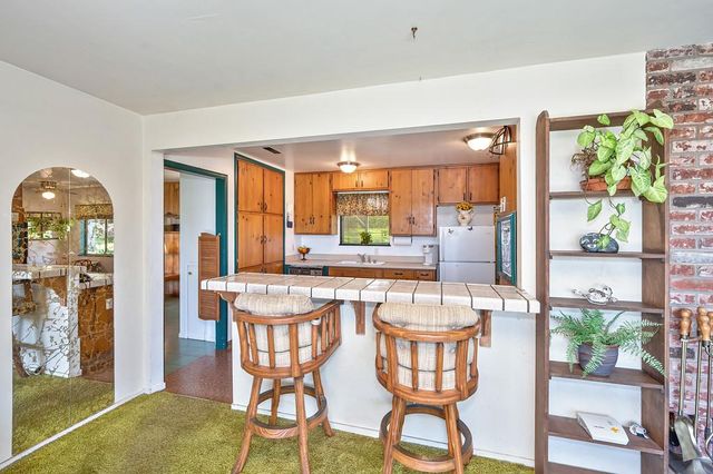 3735 Bell Rd, Auburn, CA 95603