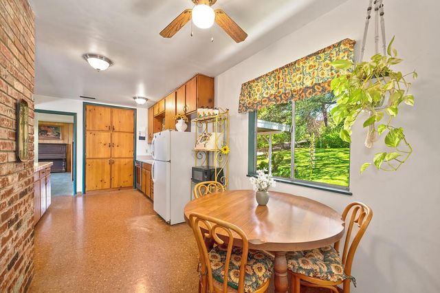 3735 Bell Rd, Auburn, CA 95603