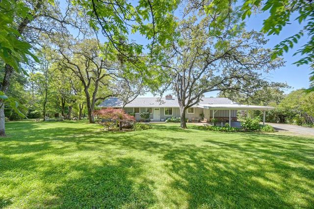 3735 Bell Rd, Auburn, CA 95603