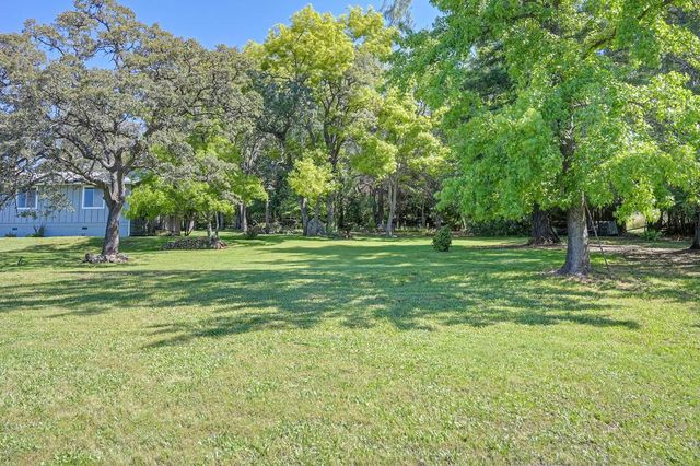 3735 Bell Rd, Auburn, CA 95603