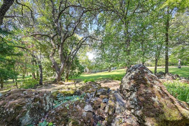 3735 Bell Rd, Auburn, CA 95603