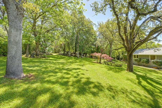 3735 Bell Rd, Auburn, CA 95603
