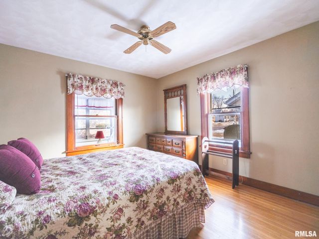 1111 S 6TH Street, Pekin, IL 61554