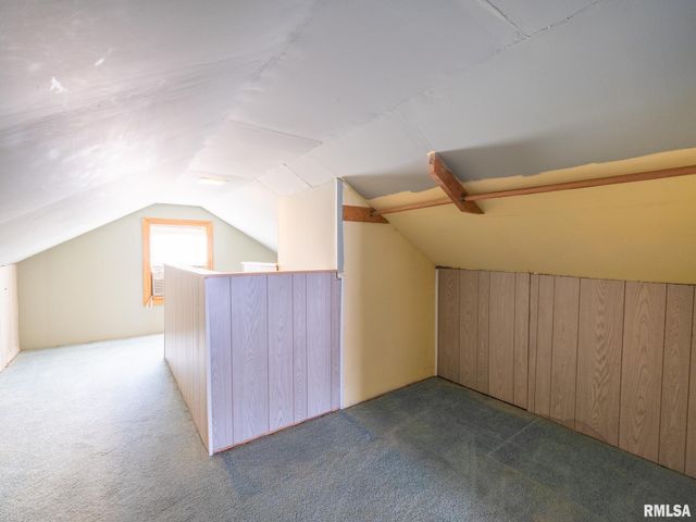 1111 S 6TH Street, Pekin, IL 61554