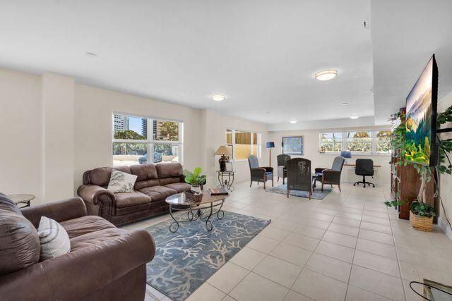 1200 HIBISCUS Avenue 1406, Pompano Beach, FL 33062
