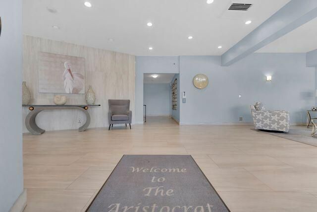 1200 HIBISCUS Avenue 1406, Pompano Beach, FL 33062