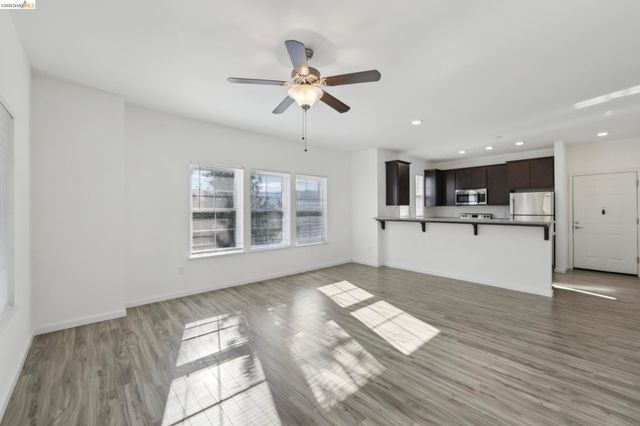 720 Shell Ave, Martinez, CA 94553